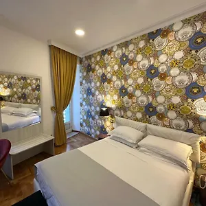 Cinquantatre 3*, Rome Italy